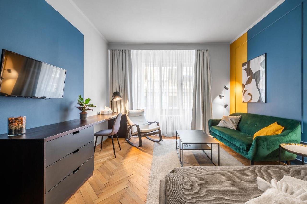 Loong Refresh Old Town Apartment Praha Bagian luar foto
