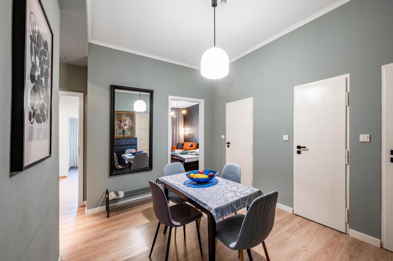 Loong Refresh Old Town Apartment Praha Bagian luar foto